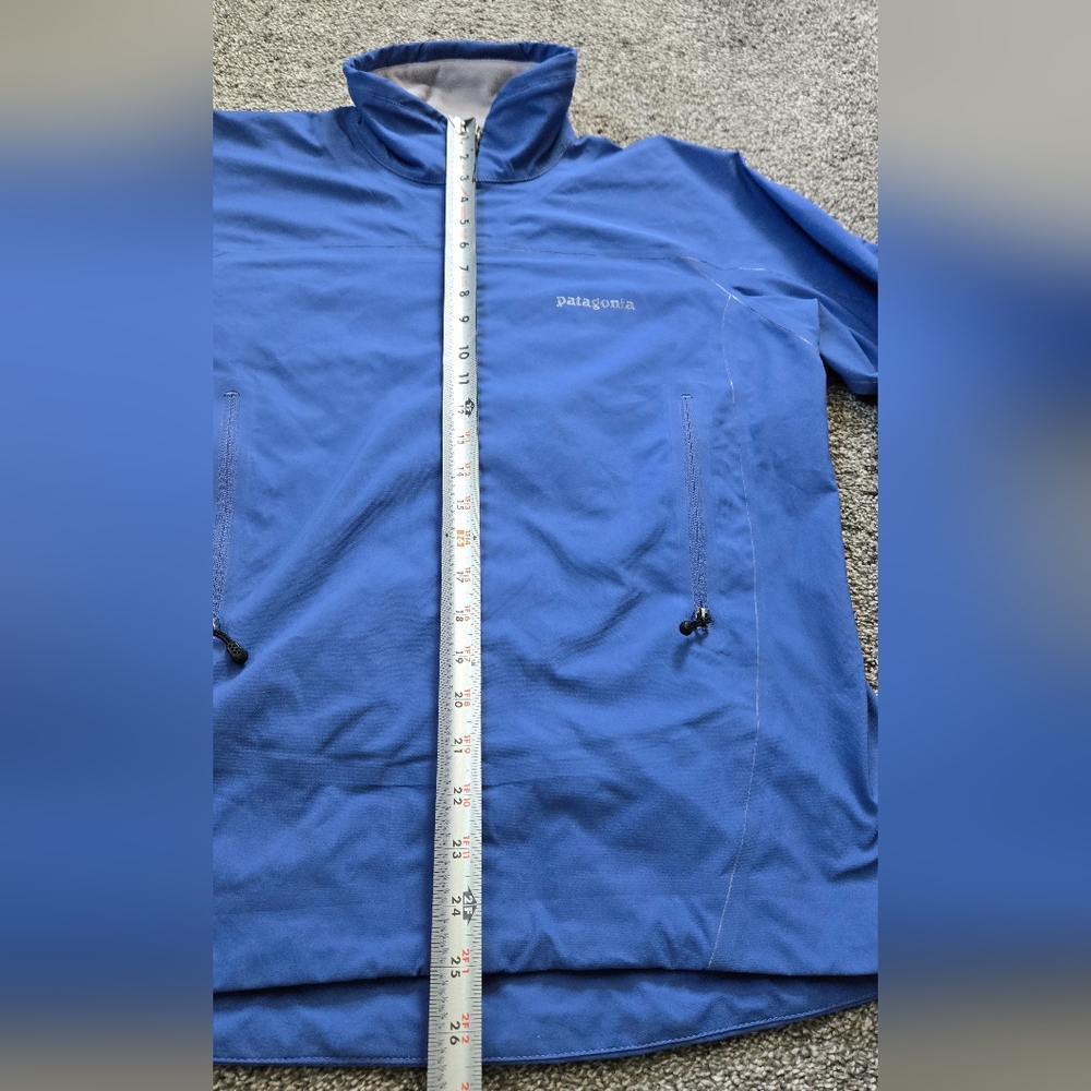 Patagonia Figure 4 Jacket - Picture 3 of 8